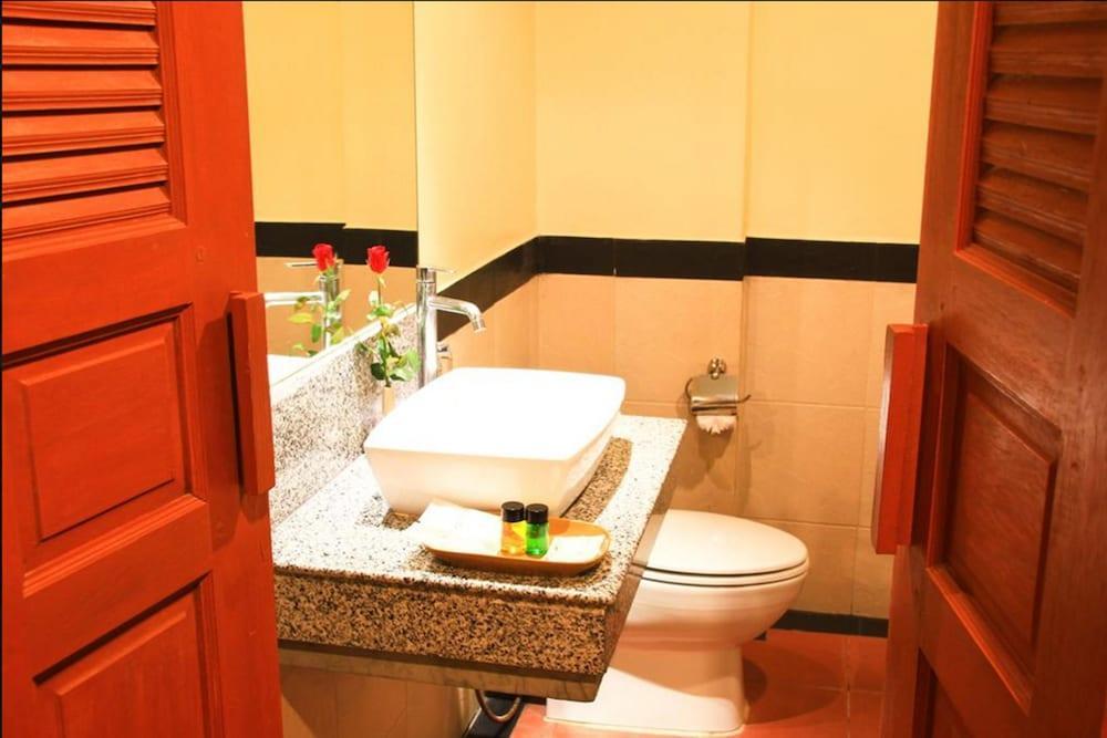 Honey Resort, Kata Beach Ngoại thất bức ảnh