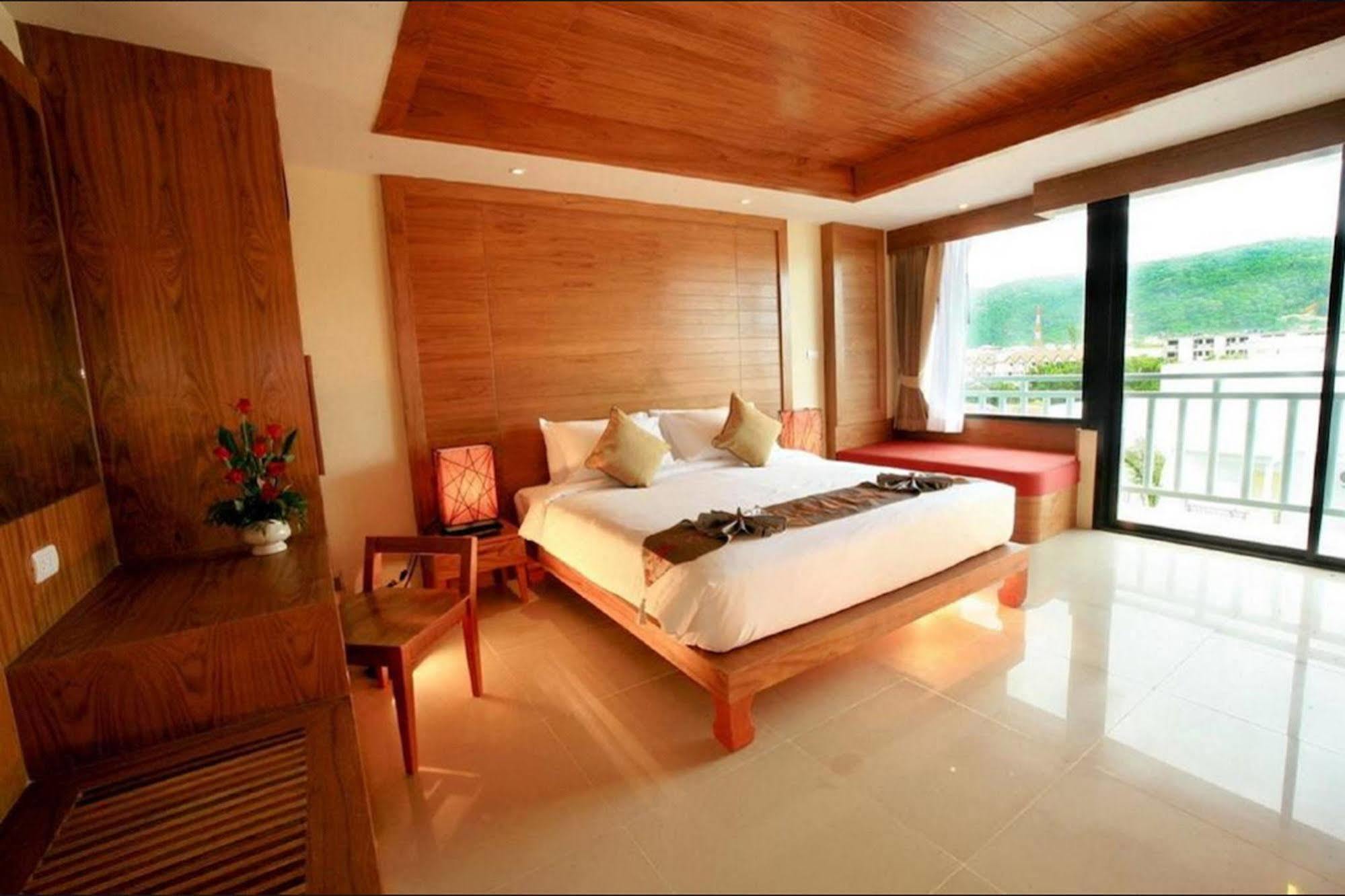 Honey Resort, Kata Beach Ngoại thất bức ảnh