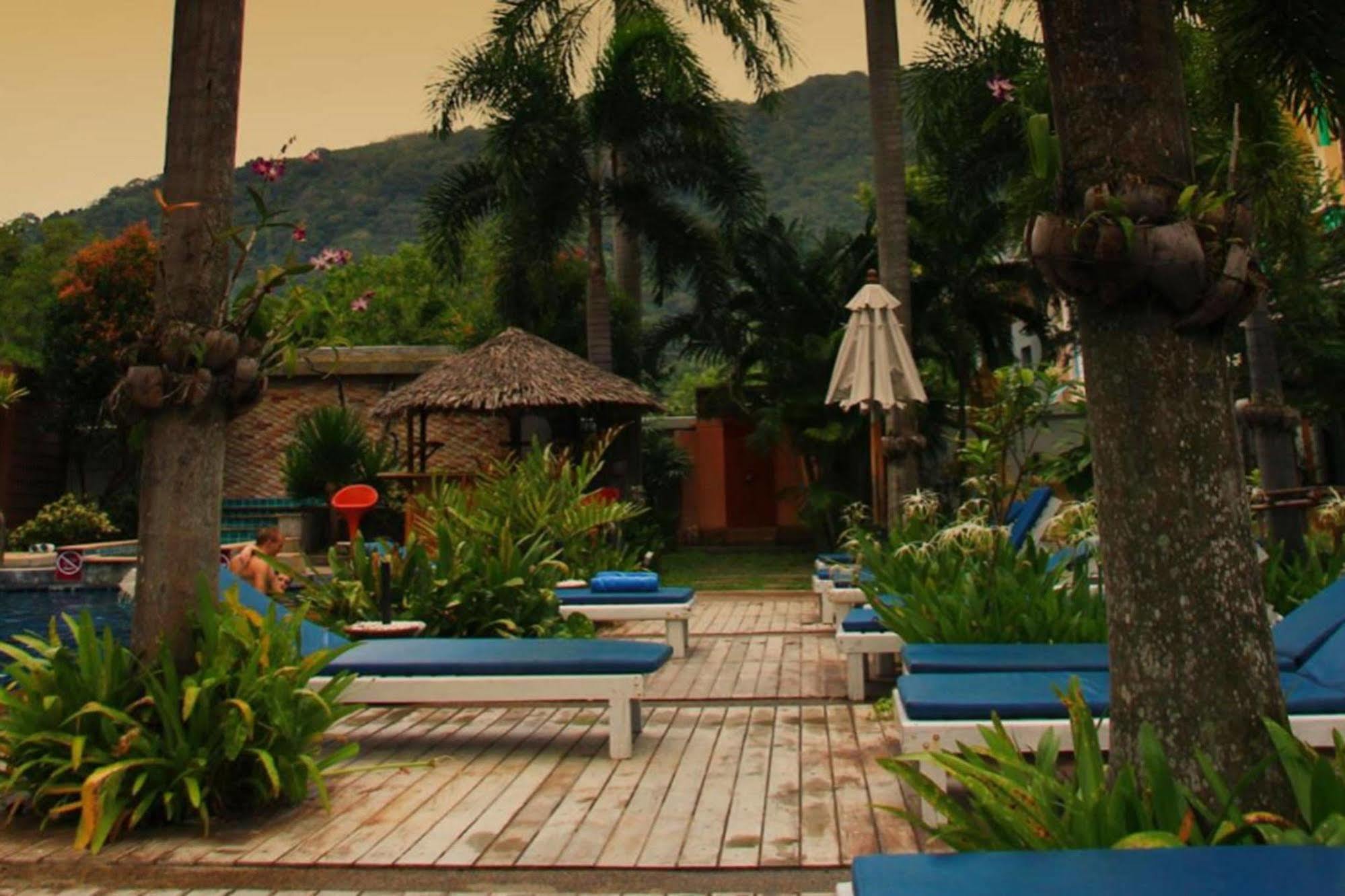 Honey Resort, Kata Beach Ngoại thất bức ảnh