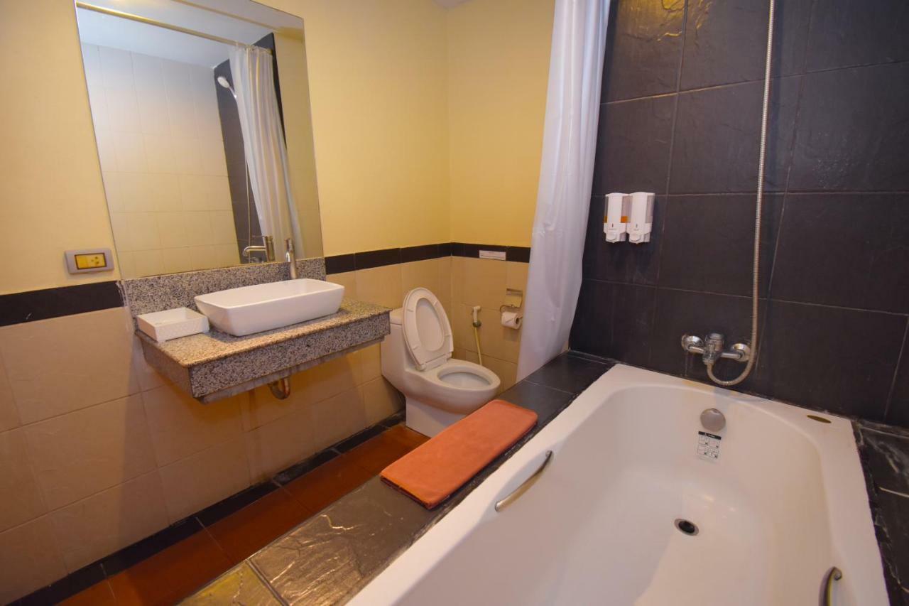 Honey Resort, Kata Beach Ngoại thất bức ảnh
