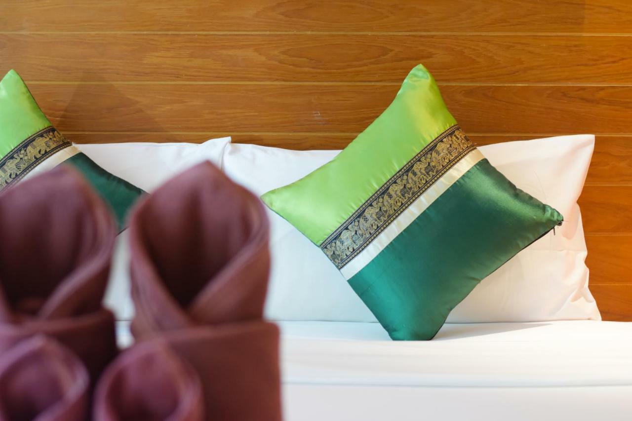 Honey Resort, Kata Beach Ngoại thất bức ảnh