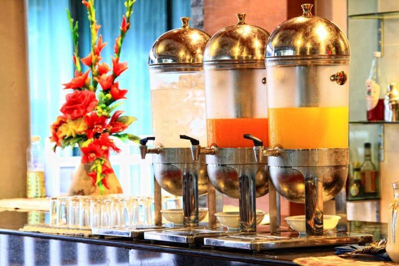 Honey Resort, Kata Beach Ngoại thất bức ảnh